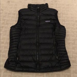 Woman’s Patagonia black vest